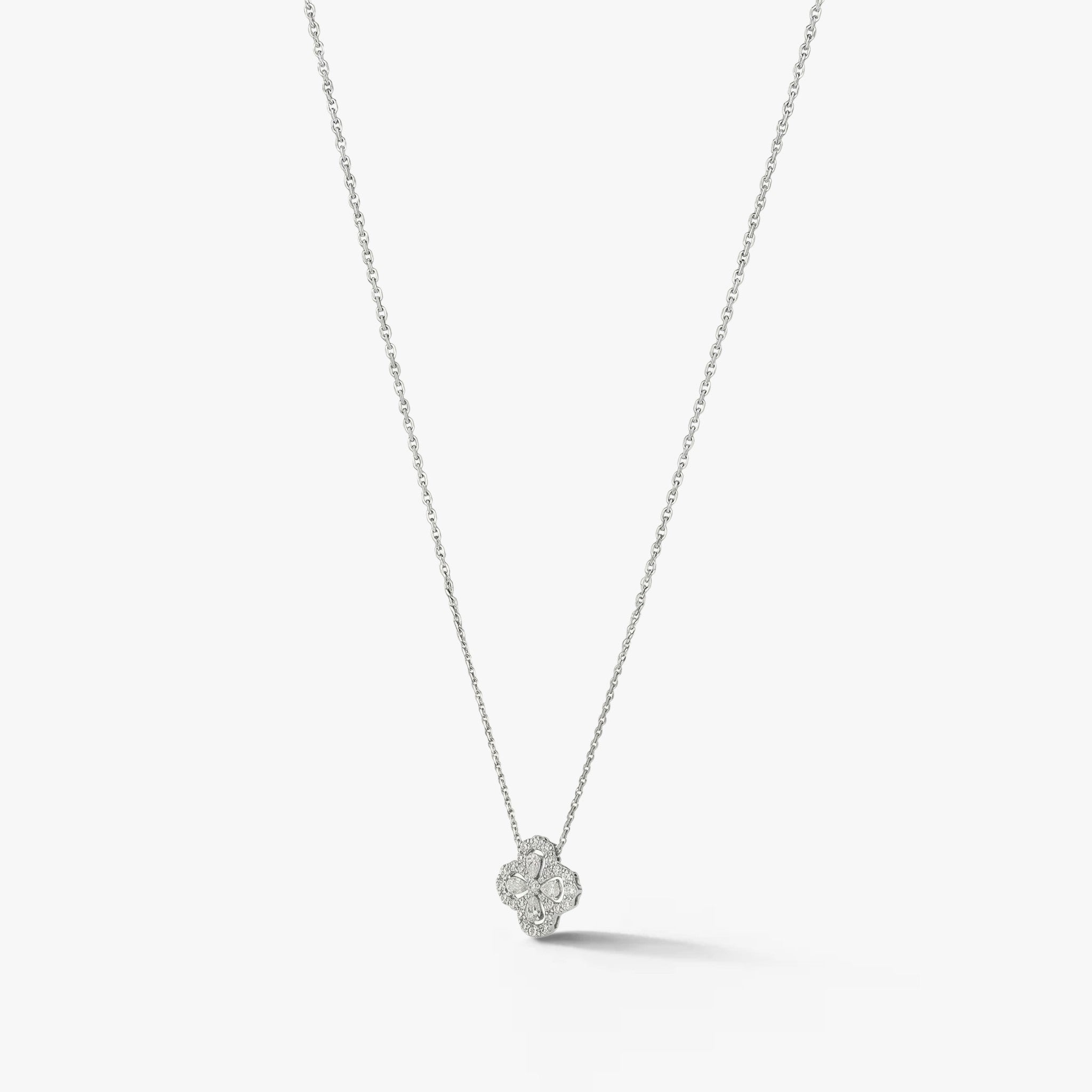 Fleuré Halo Diamond Necklace 18k White Gold