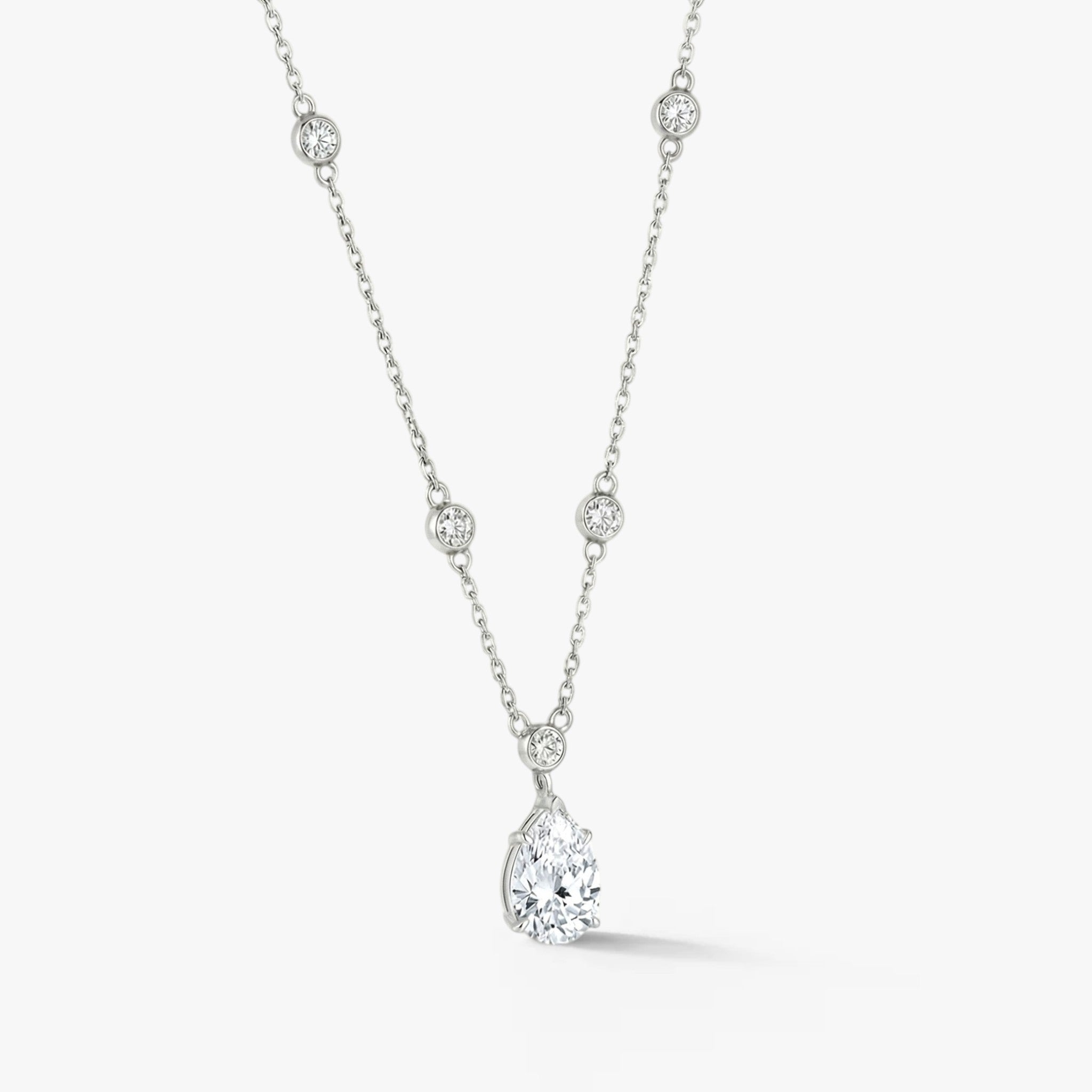 Lueur Drop Necklace 18k White Gold 1 ct