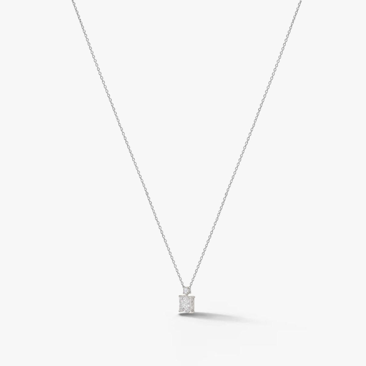 18k White Gold 2 ct