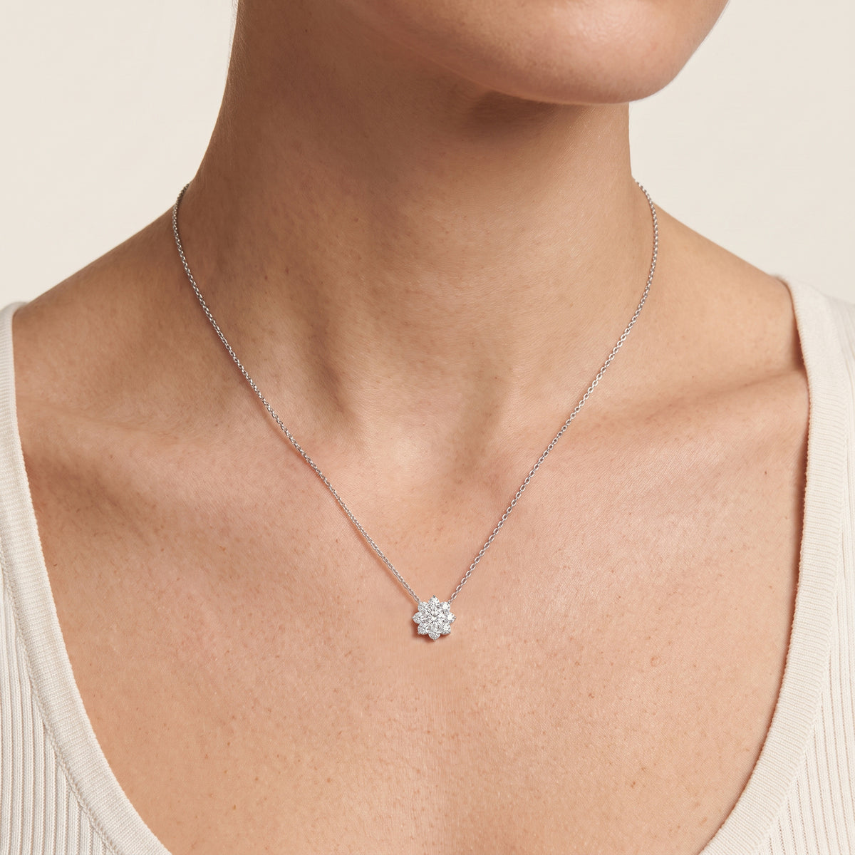Snowé Bloom Diamond Necklace 18k White Gold