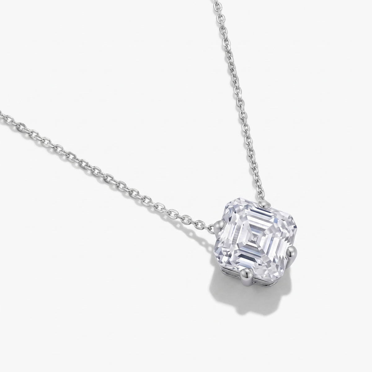 Astera Solitaire Necklace 18k White gold 1.5ct
