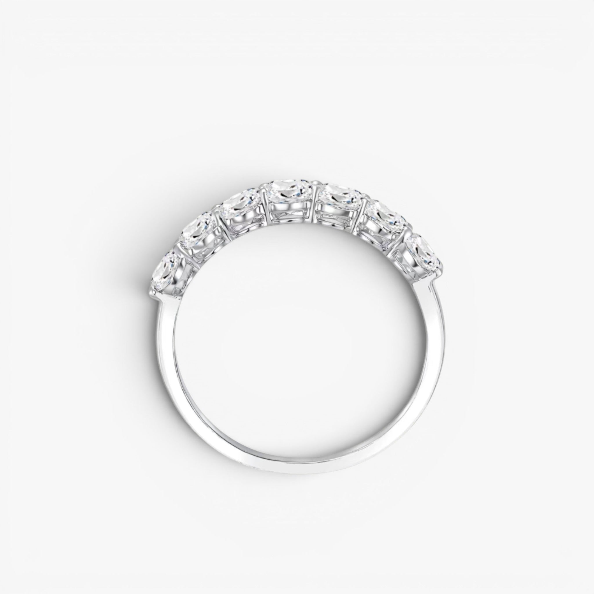 Éternelle Oval Diamond Ring 18k White Gold