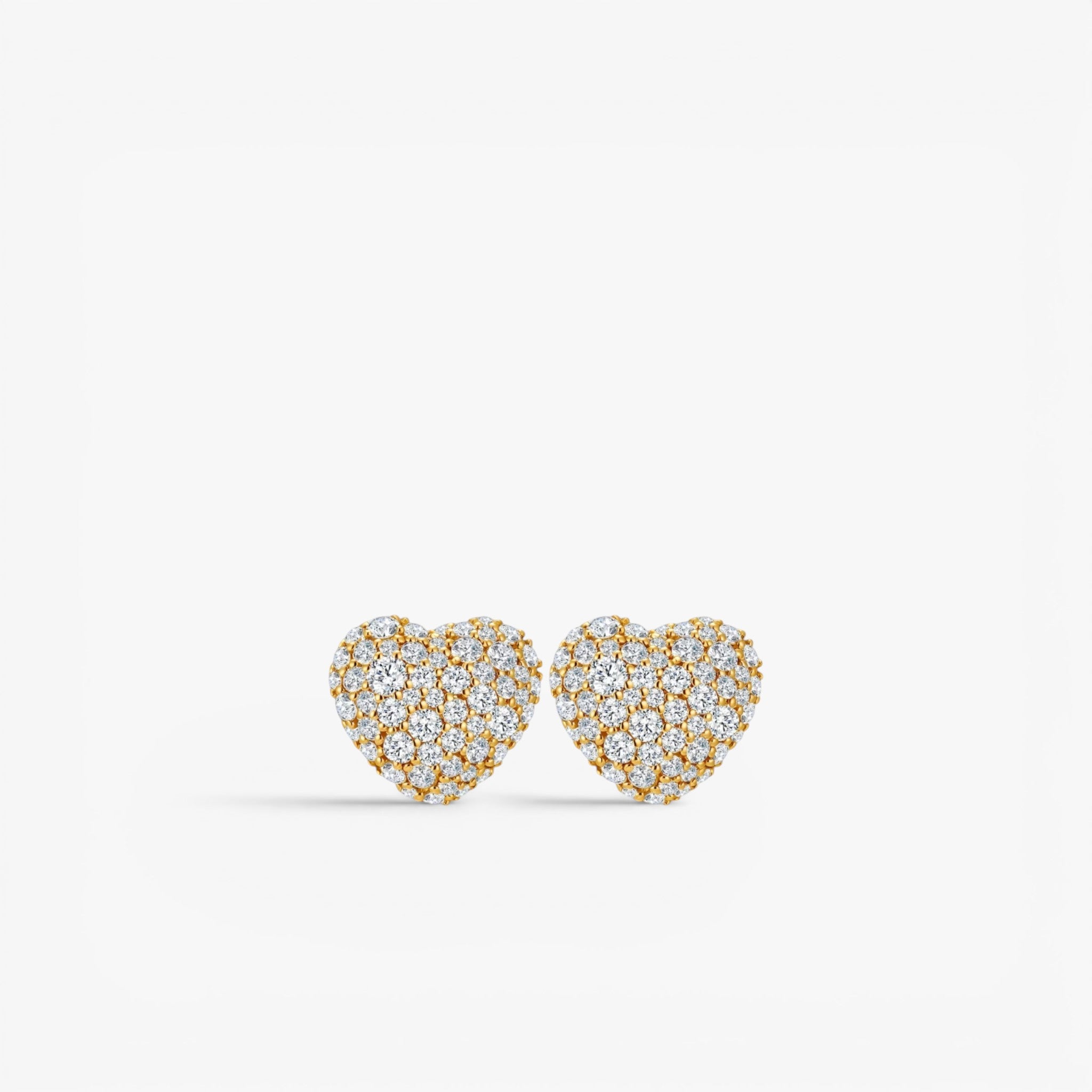 Amour Pavé Heart Stud Earrings 18k Yellow Gold