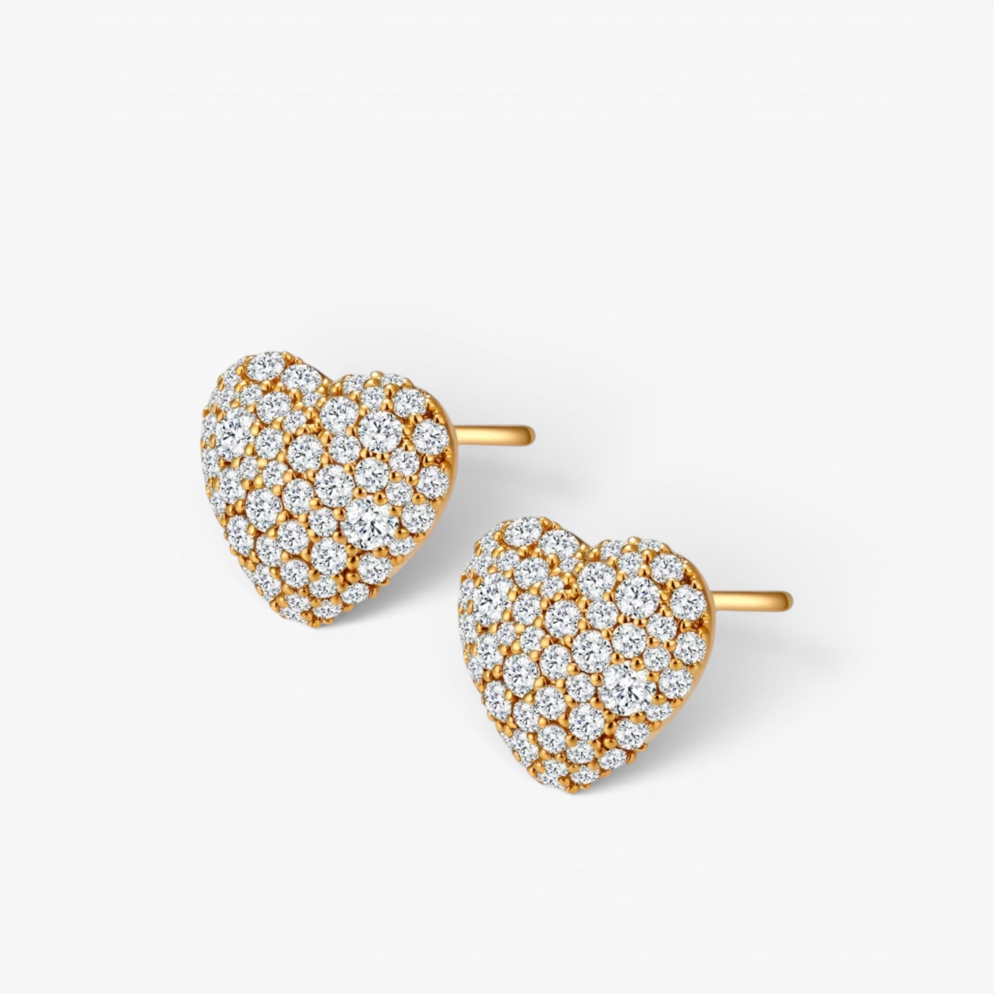 Amour Pavé Heart Stud Earrings 18k Yellow Gold