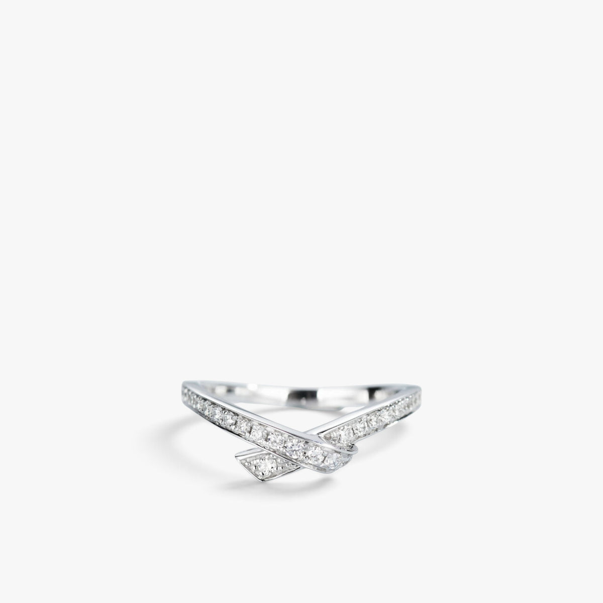Élan Diamond Crossover Ring 18k White Gold
