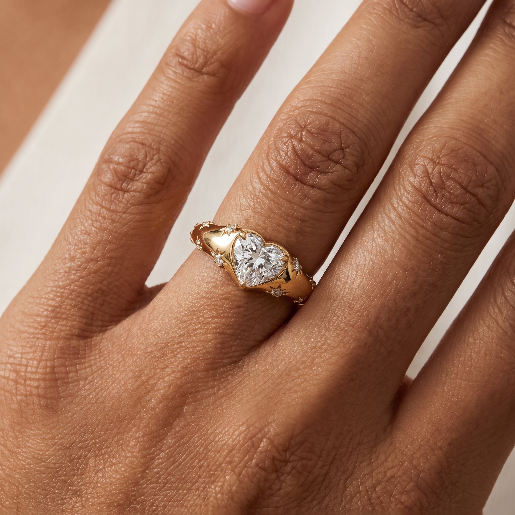 Celeste Amour Ring 18k Yellow Gold 1 ct