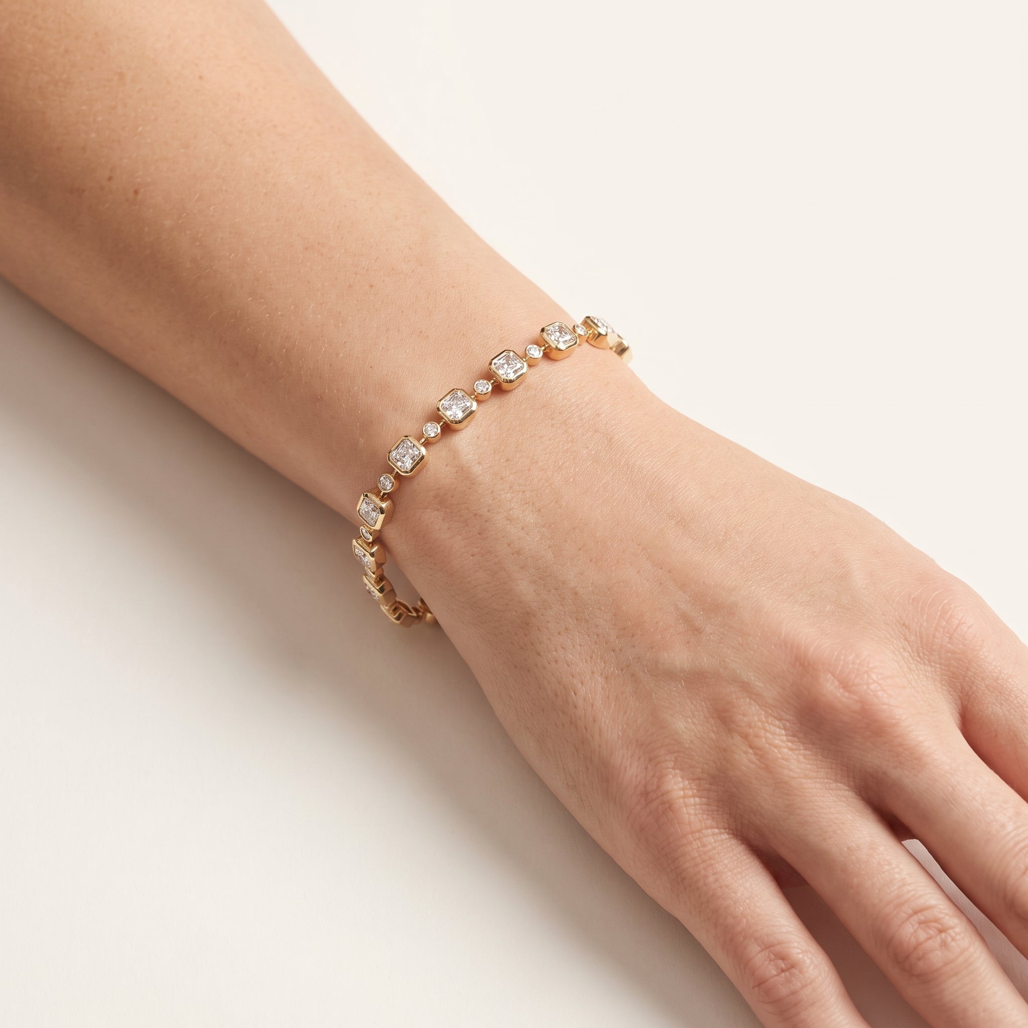Ellipse Asscher Bracelet 14k Yellow Gold