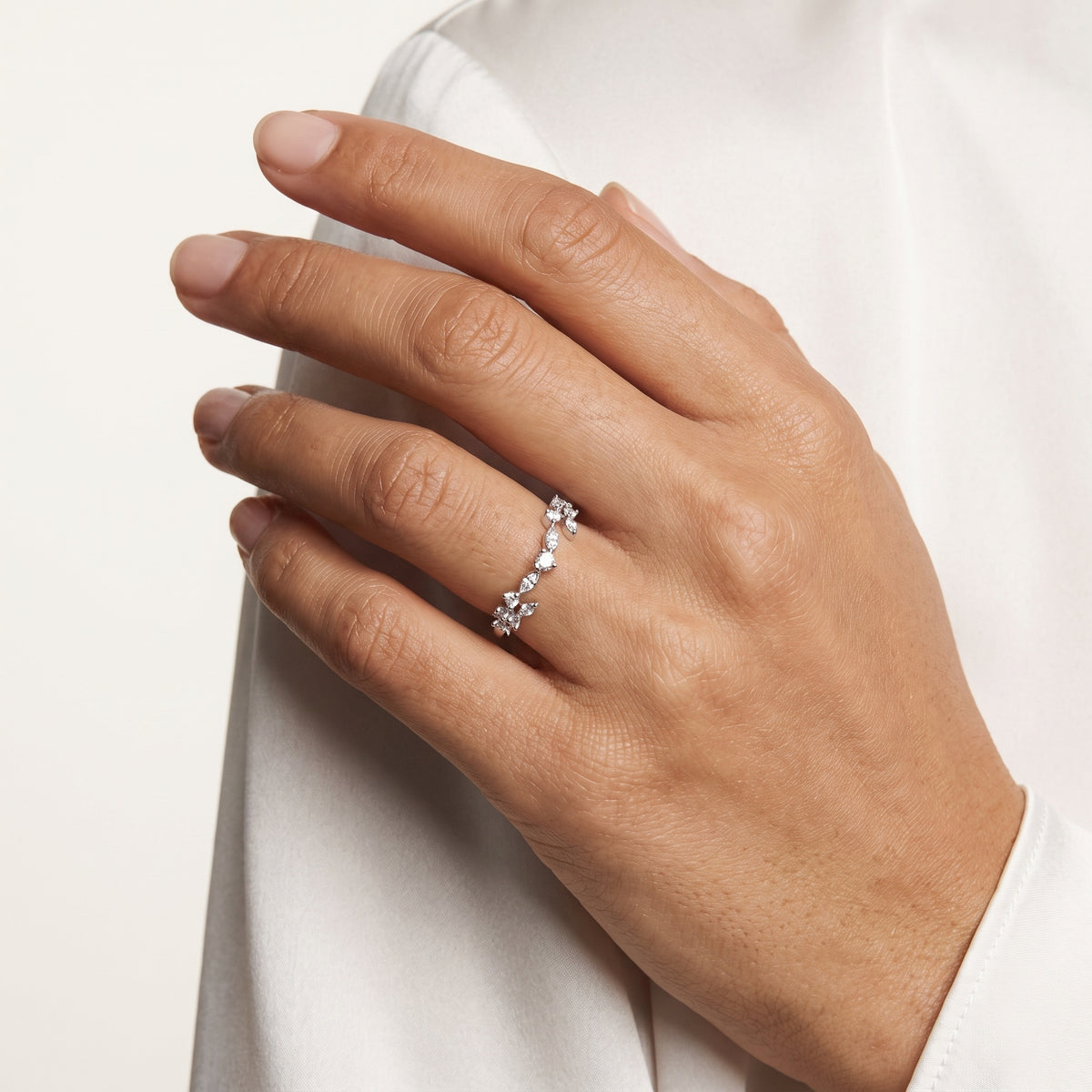Fleur Diamond Vine Ring 18k White Gold